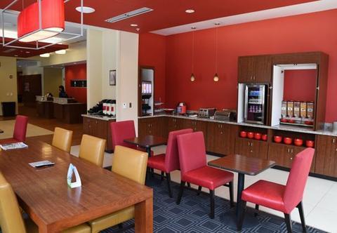 Towneplace By Marriott Downtown Hotel
